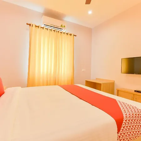 Super Townhouse Edassery Blue Bells Angamaly Exterior photo